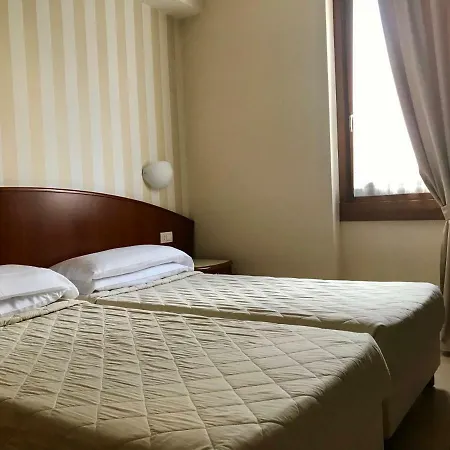 Hotel Roma Garda (Verona)
